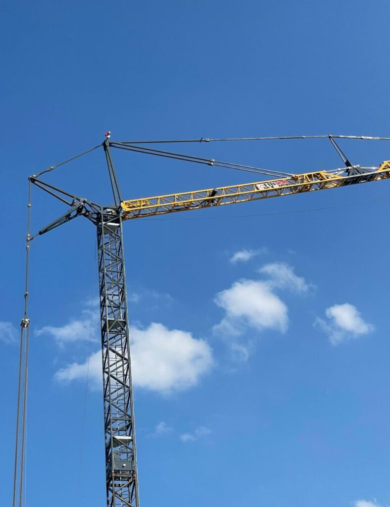 FM GRU 1347 RBI-TD – macara autoridicătoare hidraulică